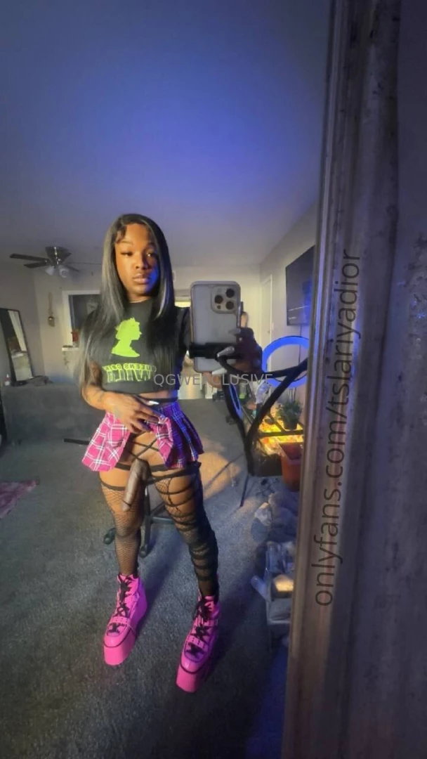 Beautiful queen tslariyadior onlyfans com tslariyadior part 6 