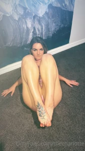 Do you like feet dm me if you do i love feet toooooooo part 1