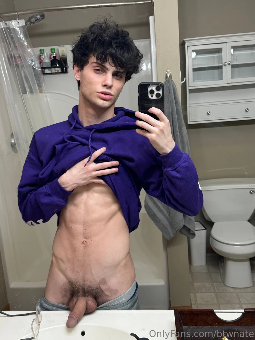 Am i not one of the sexist guys you ve seen on here message me rn let 