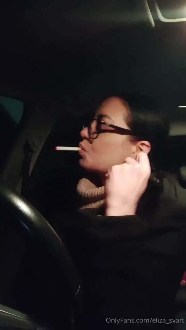 The views on my car smoke clips are insane so here we go with another 