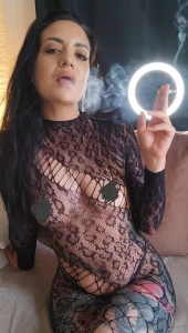 My smoke babes it is time for a video i m wearing my brand new body