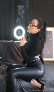 Today i m spoiling you with a video and a few preview pics i m so part 1