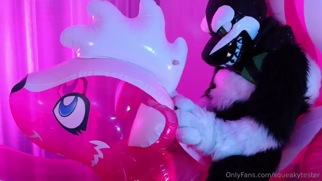 Little pleasure on his pink skunk 