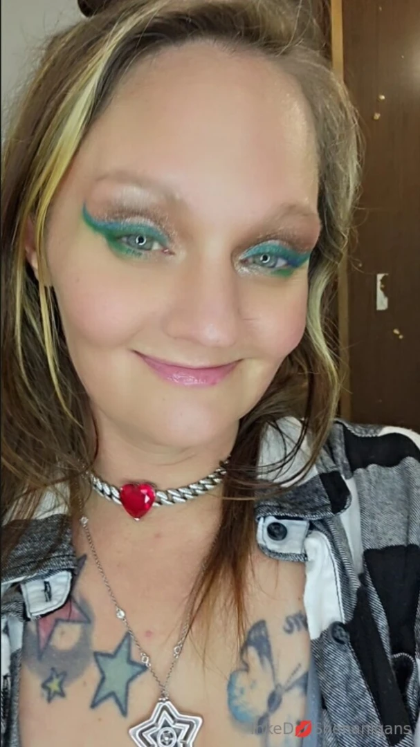 Hi babes i m saving up for some new high heels whoever tips me the 