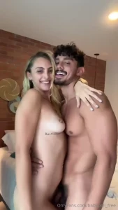 De estar vestidos pasamos a quedarnos totalmente desnudos aun no