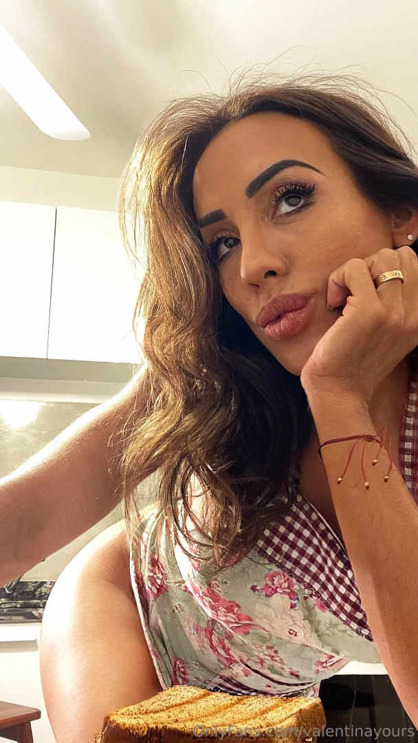 Valentinayours part 1 