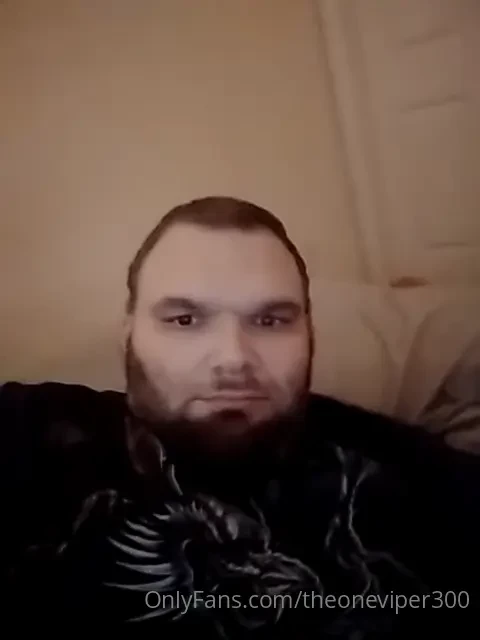 I m so bored and naughty right now 