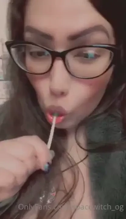 Mmmm this sucker is so good i wish it was you baby 