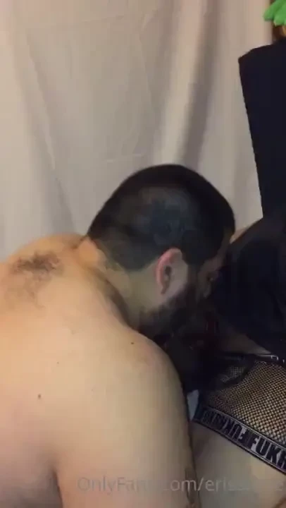 Me and a friend friend going rough on my mouth a bit 