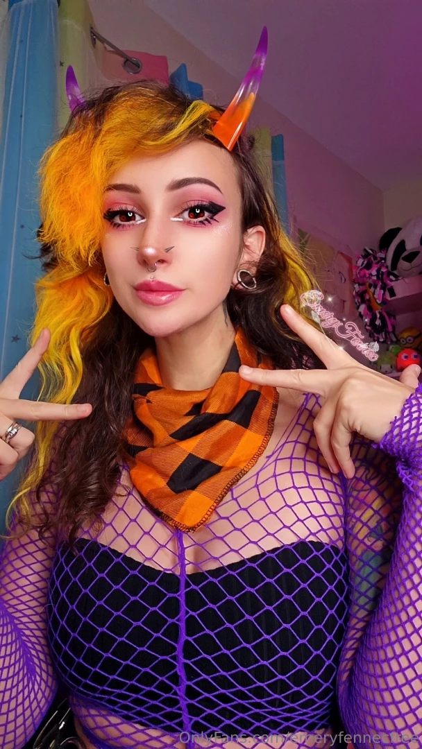 New sets dropping on my premium emeryfennec 