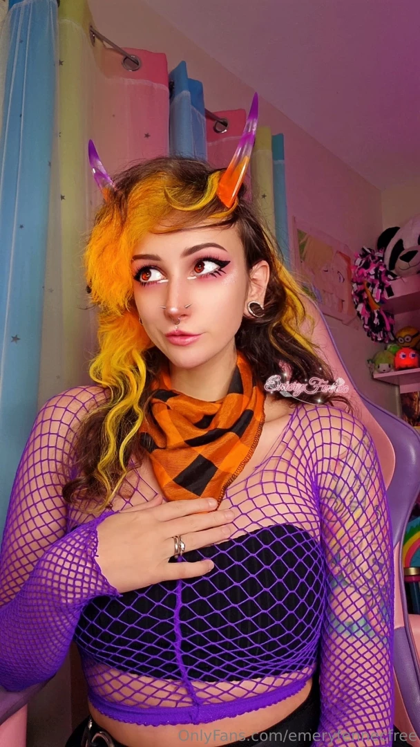 New sets dropping on my premium emeryfennec part 1 