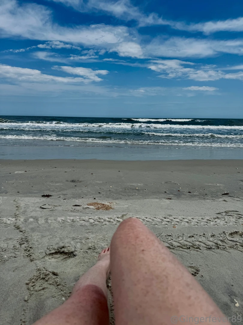 The sky was so beautiful today i don t spend enough time in the sun part 1 