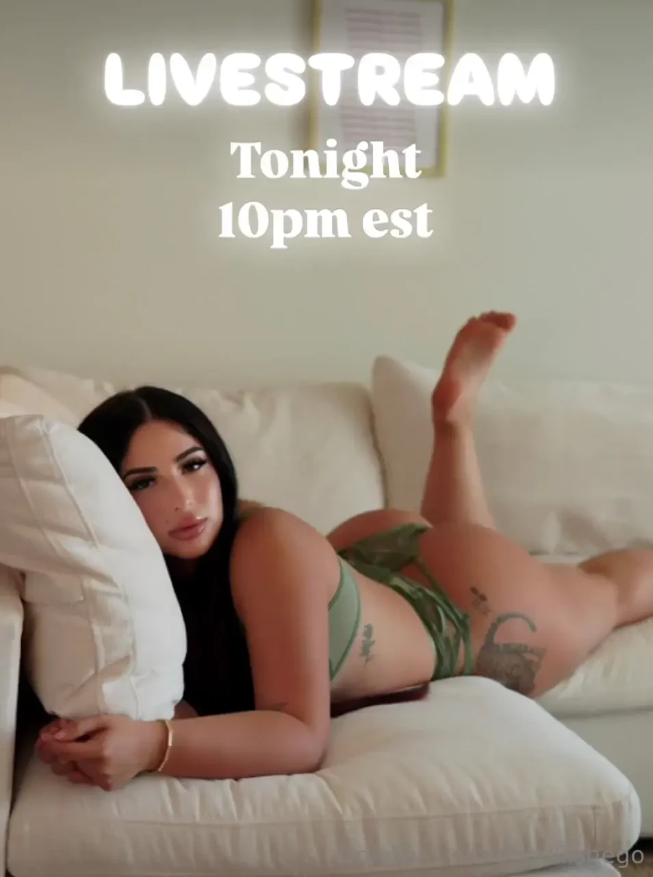 Back on your screen tonight at 10pm est babe cum play with me updated 