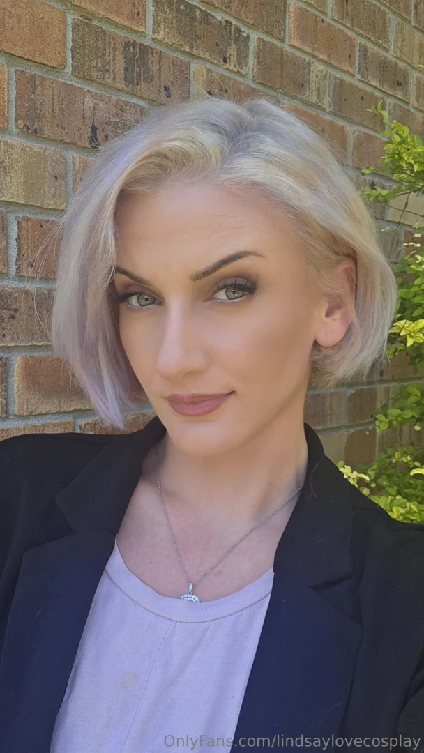 How do you like my new hair i feel like i have to finish emma frost part 1 