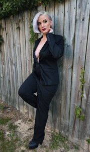 How do you like my new hair i feel like i have to finish emma frost part 6