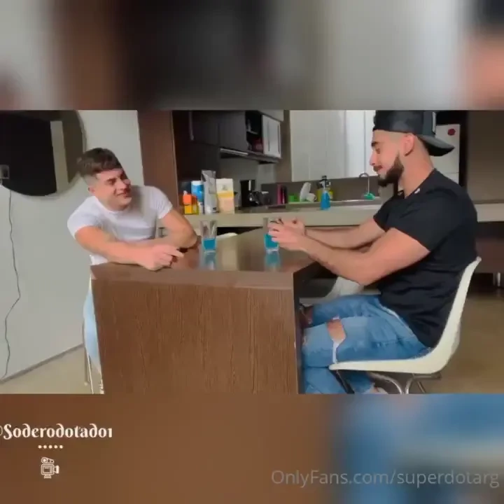 El hermanito de mi novia se banco toda mi verga kevrau 