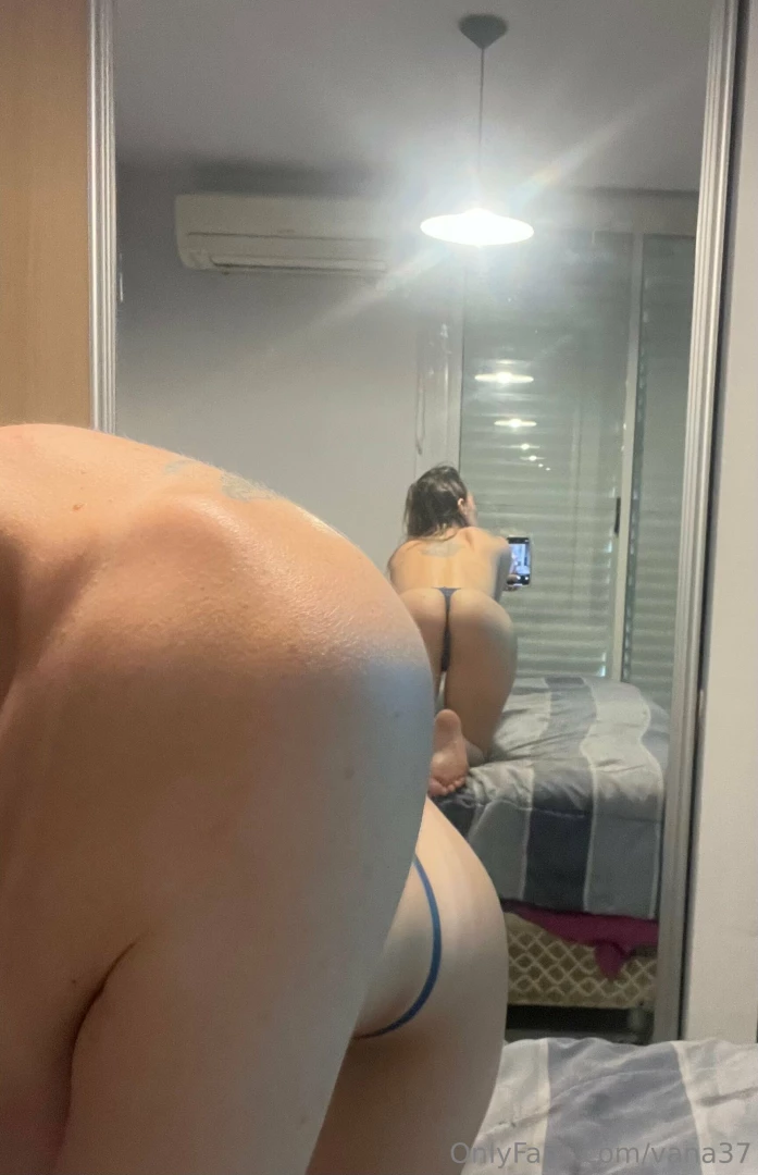 Hello love hola amor if you like what you see give me a tip gift 