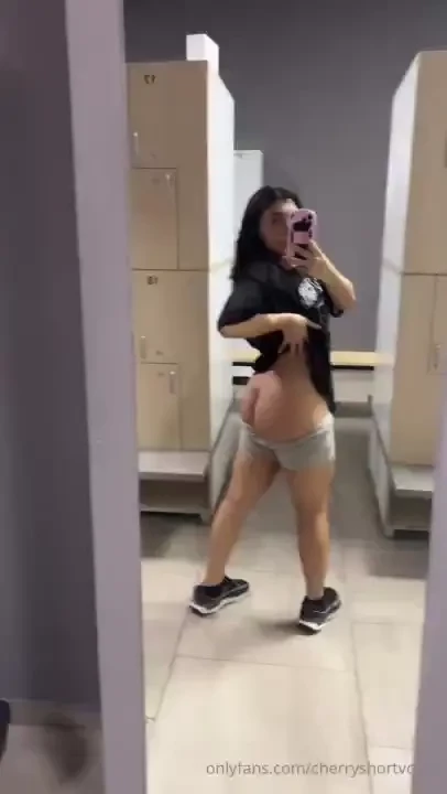 Ce ai face daca ai fii in vestiar cu mine 