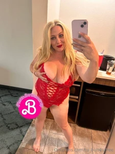 She s letting all of my fans cream inside her plasticbarbiexox and