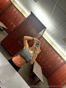 Had an amazing work out today would you work me out this hard in bed