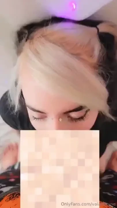 Watch me be a very good girl while sucking dick and taking a big load 