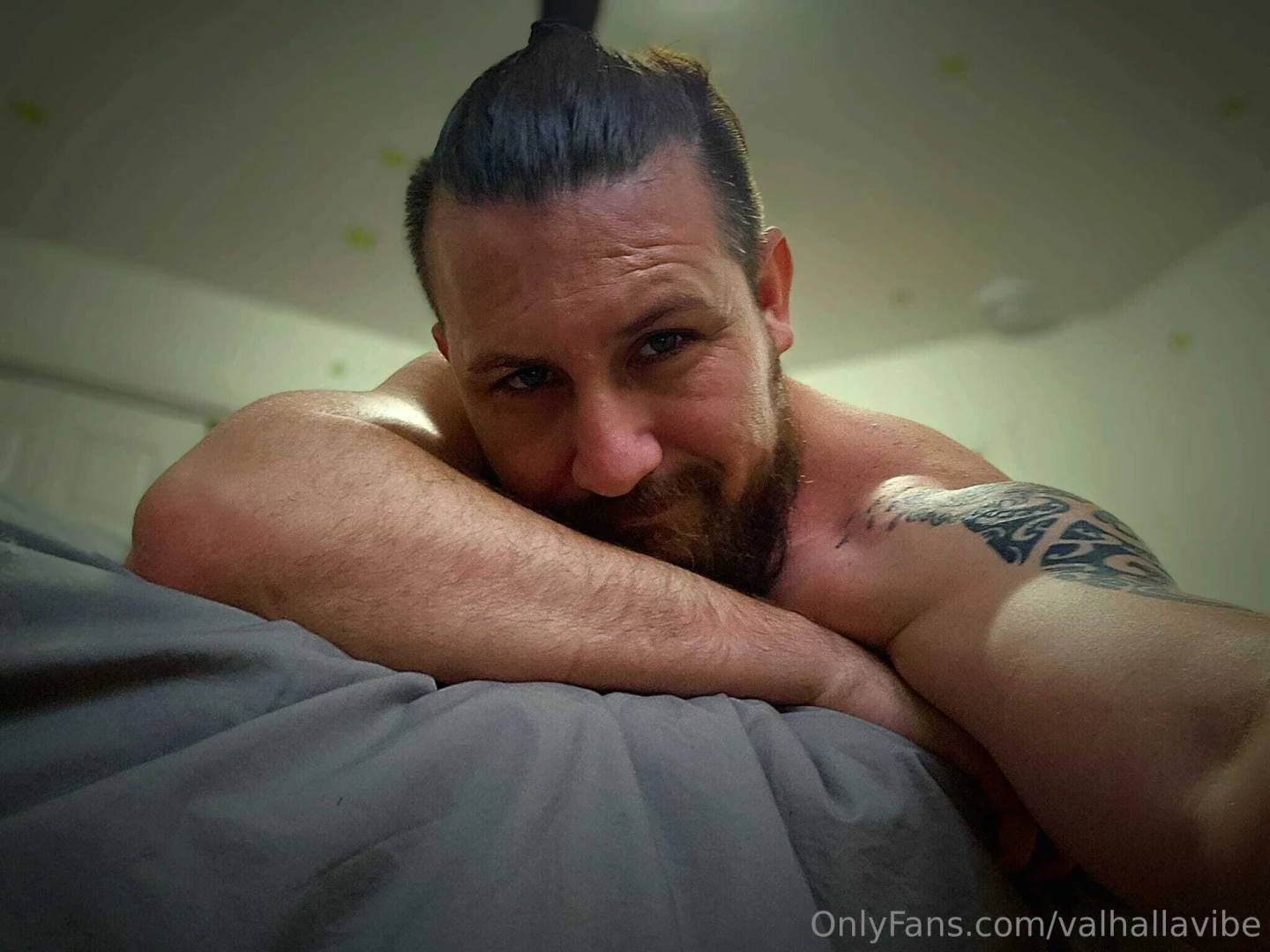 Welcome to my sexiest corner i m a cuban in canadian lands a lover of 