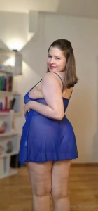 How do you think blue suits me i think it s cute and i like to walk part 1