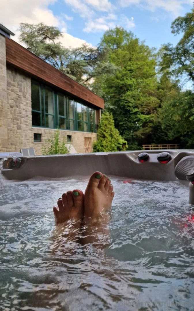 Relaxing in the jacuzzi is a real pleasure these are everywhere i can part 1 