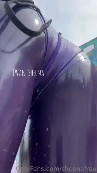 Now lick the sweat off me 