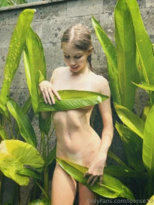 I have already liked the filter which gives a special atmosphere to part 1