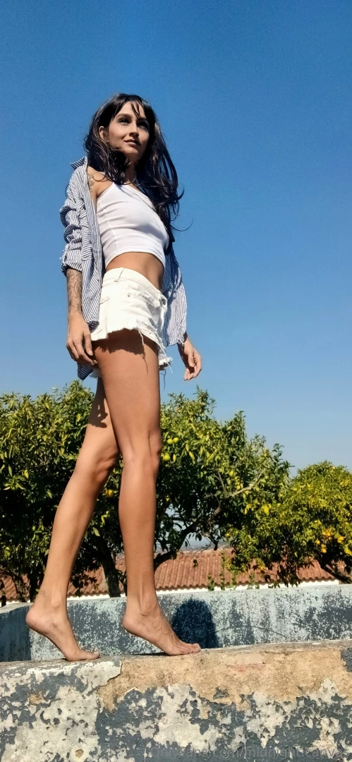 Catch me if you can but only if you re lucky enough 