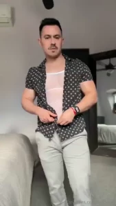 El jefe se desnuda para ti