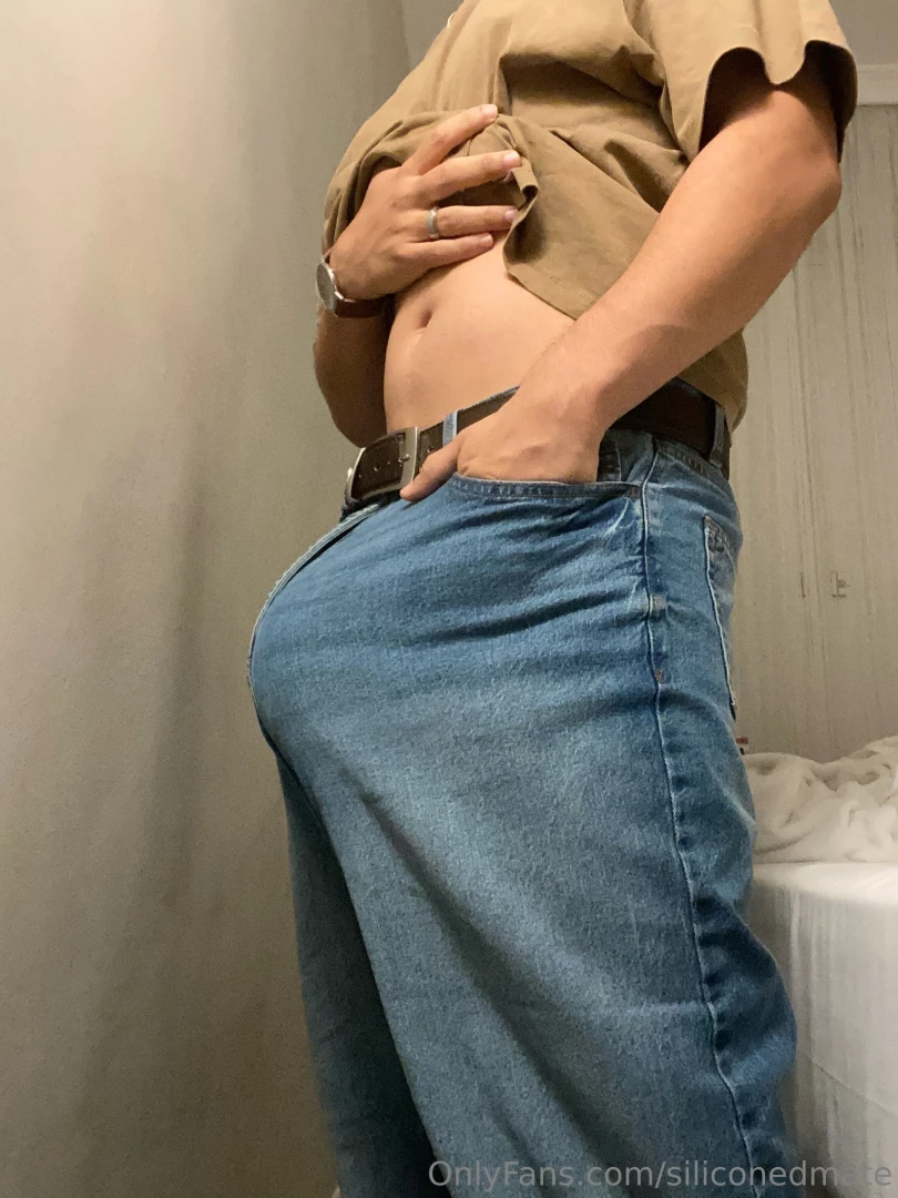 During this trip i have noticed that my bulge has grown a bit more part 1 