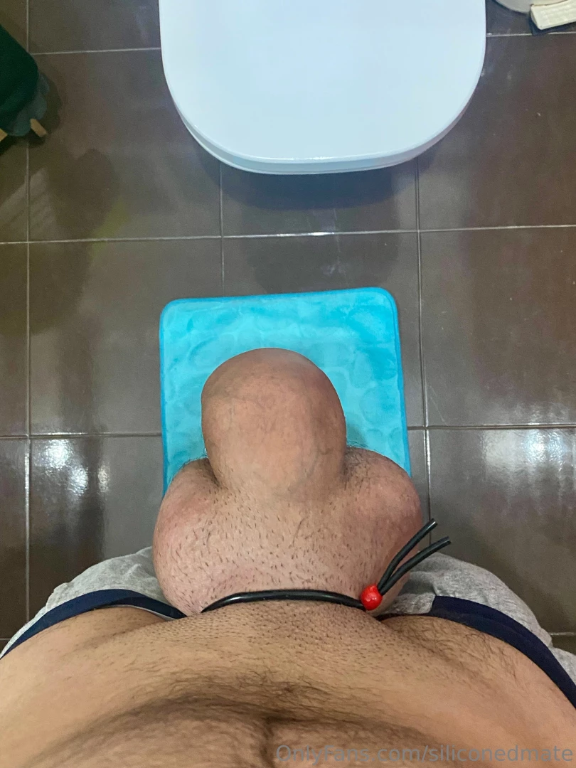 I woke up this morning and i found out my balls have grown a lot part 1 