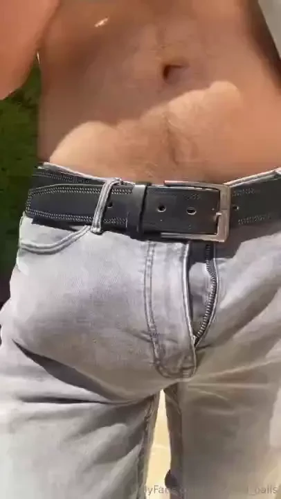 I was struggling to fit into these pants and as you can see in the part 3 