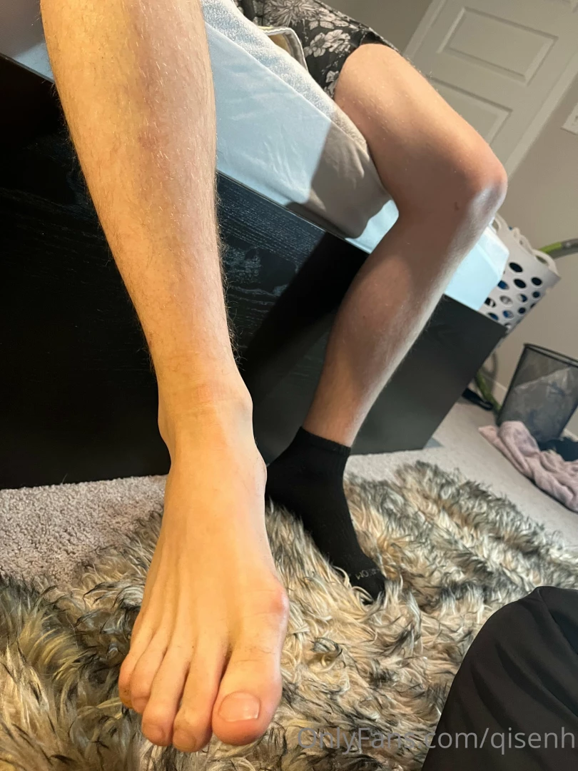 The new guy s feet hope u guys like it part 4 