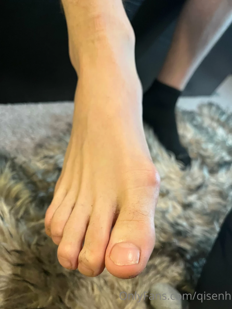 The new guy s feet hope u guys like it part 2 