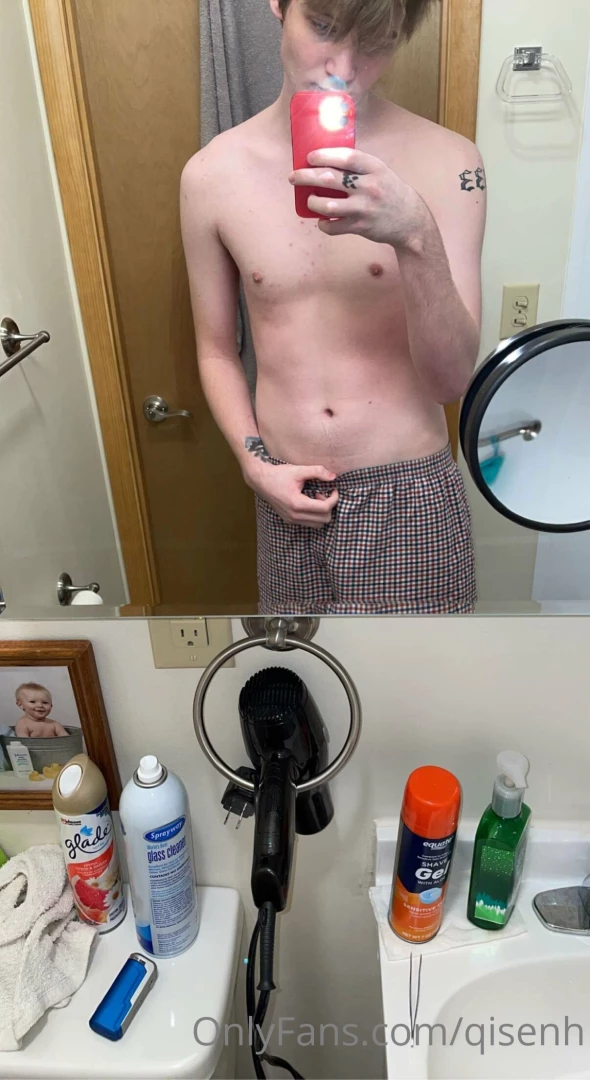 He send me some nice selfies and videos 