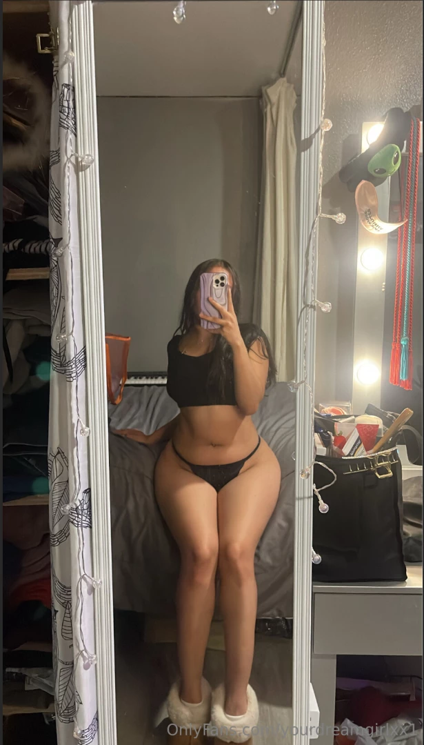 Yourdreamgirlxx1 part 1 