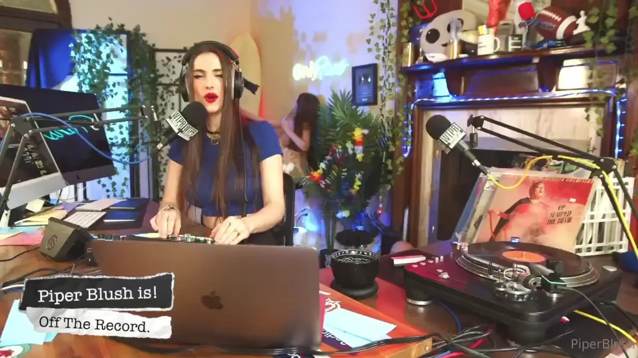 Piper blush raises concerns over invasion of privacy with proposed age 