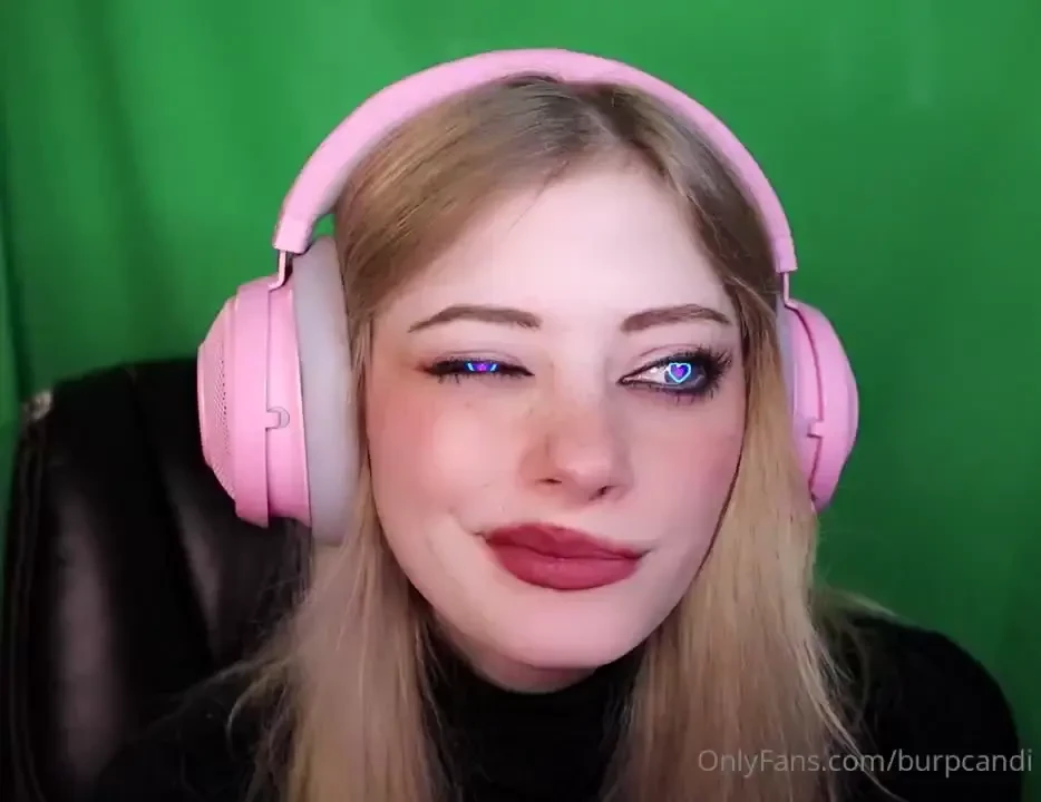 Digital girl gets glitchy 