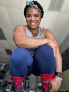 Me running late to the gym and me at the gym yesterday i dressed with