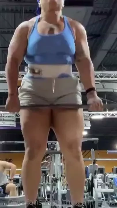 Here s some lifts from this week plus me putting on my special panties part 3 