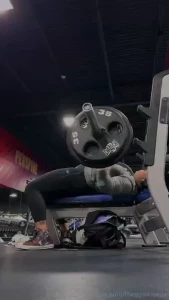 Here s my lifts from this week and some empty movie theater bathroom part 5