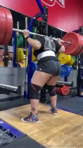 Here s my lifts from this week and some empty movie theater bathroom part 4