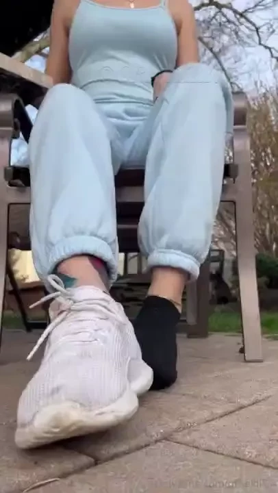 Full sweaty sock removal with no hands i wore these allllll day at 