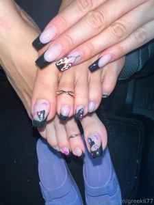 I love my cute set my toes came out so good i m glad i did them myself