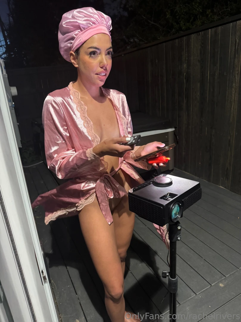 What its like dating me 