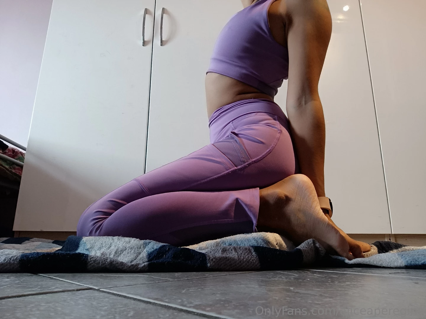 Failing at pilates write me for more pics 