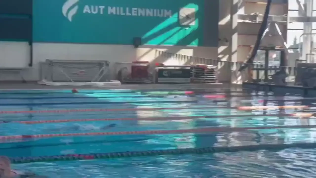You guys wanna see me swim so here it is race practice i was also very 